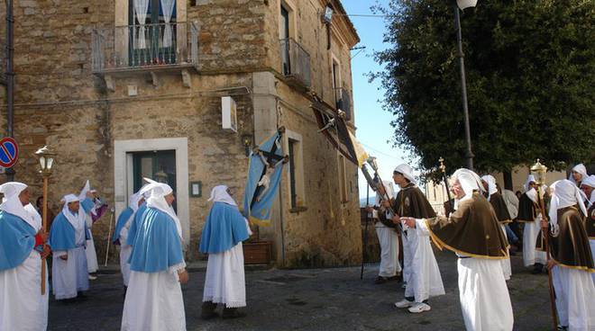 Incontro fra due confraternite